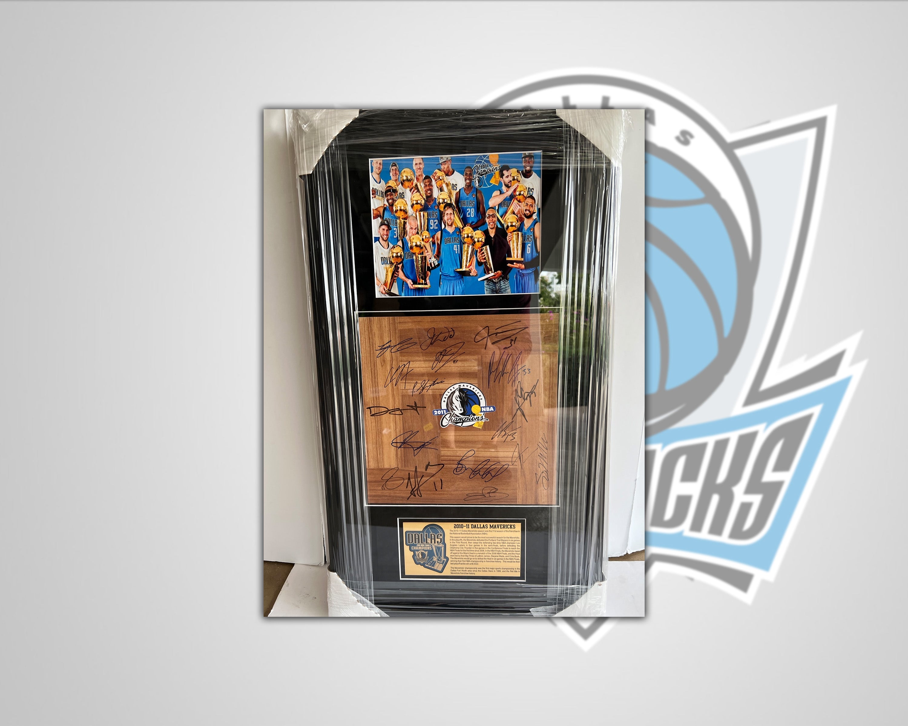 Dallas Mavericks Dirk Nowitzki, Jason Kidd 2010-11 NBA champions Team parquet floor board signed & framed 32x18in with proof