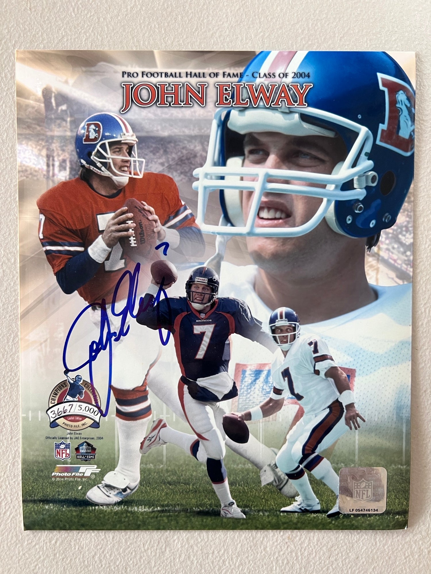 Denver Broncos John Elway 8x10 photo signed with proof