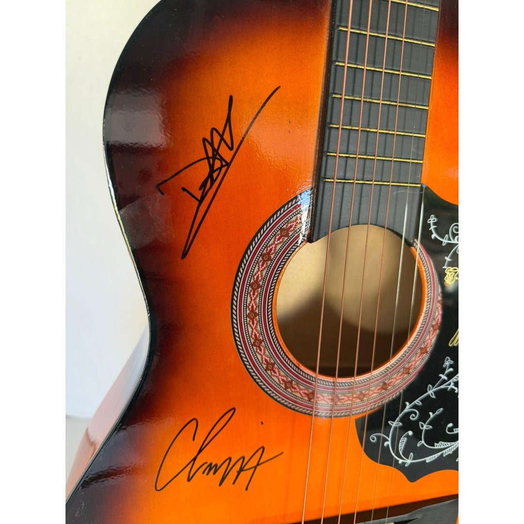 Hoobastank  Doug Robb, Dan Estrin,Chris Hesse, Markku Lappalainen vintage acoustic guitar signed with proof