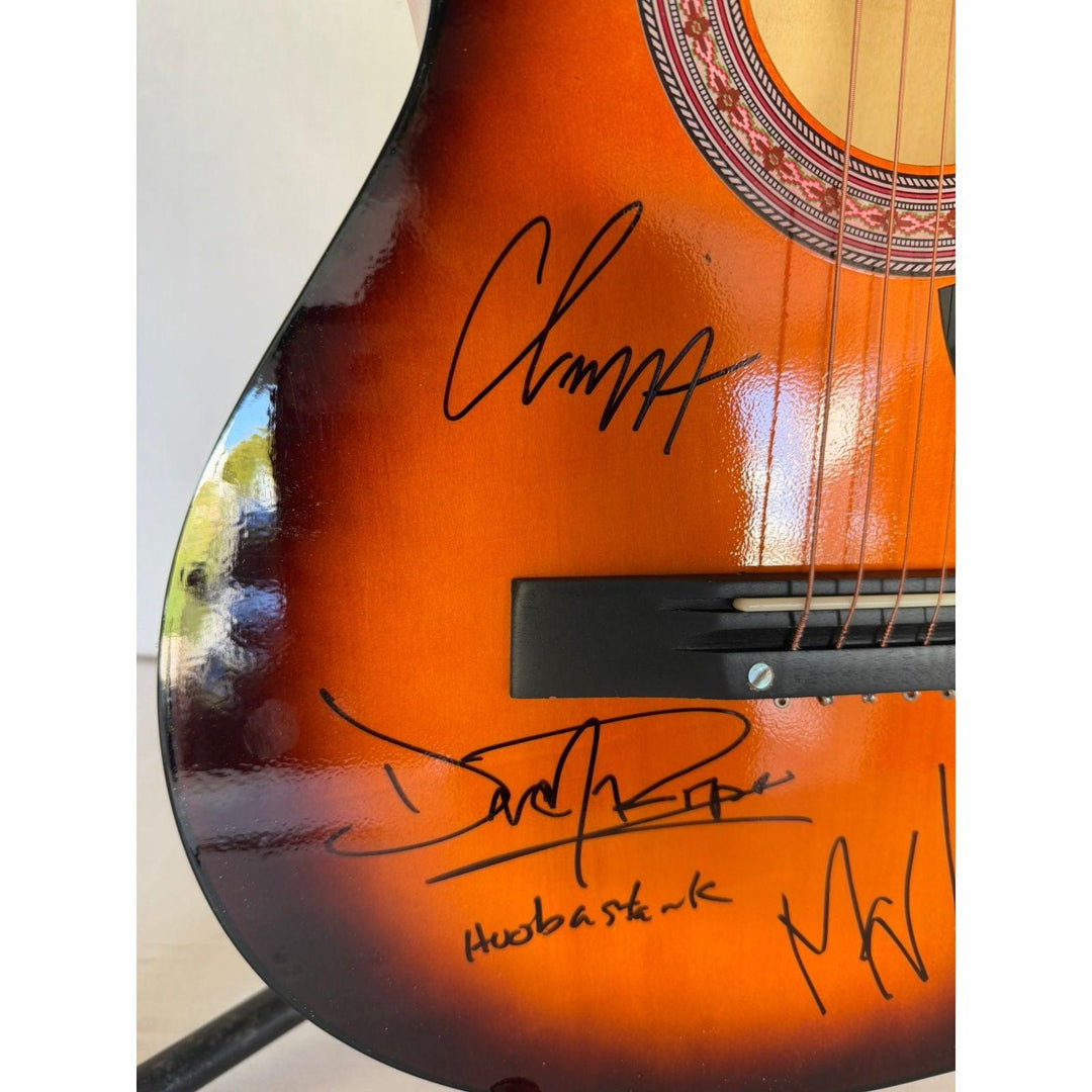 Hoobastank  Doug Robb, Dan Estrin,Chris Hesse, Markku Lappalainen vintage acoustic guitar signed with proof