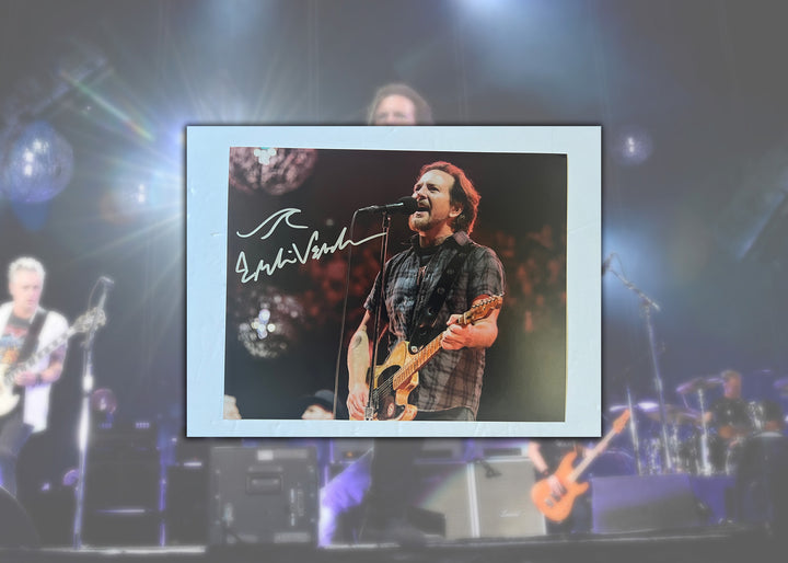 Eddie Vedder Pearl Jam 8x10 photograph signed with proof