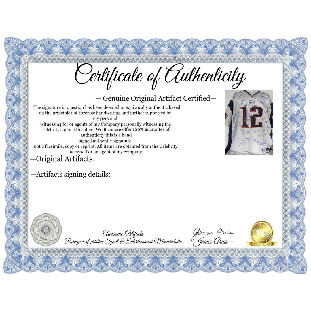 New England Patriots Tom Brady, Rob Gronkowski, Julian Edelman, Robert Kraft, Bill Belichick, 2016-17 team signed Super Bowl champs