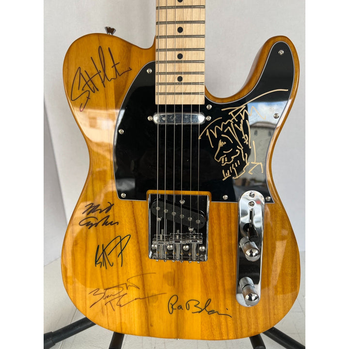 Tom Petty Mike Campbell Bentmont Trech and The Heartbreakers stratocaster electric guitar signed with proof