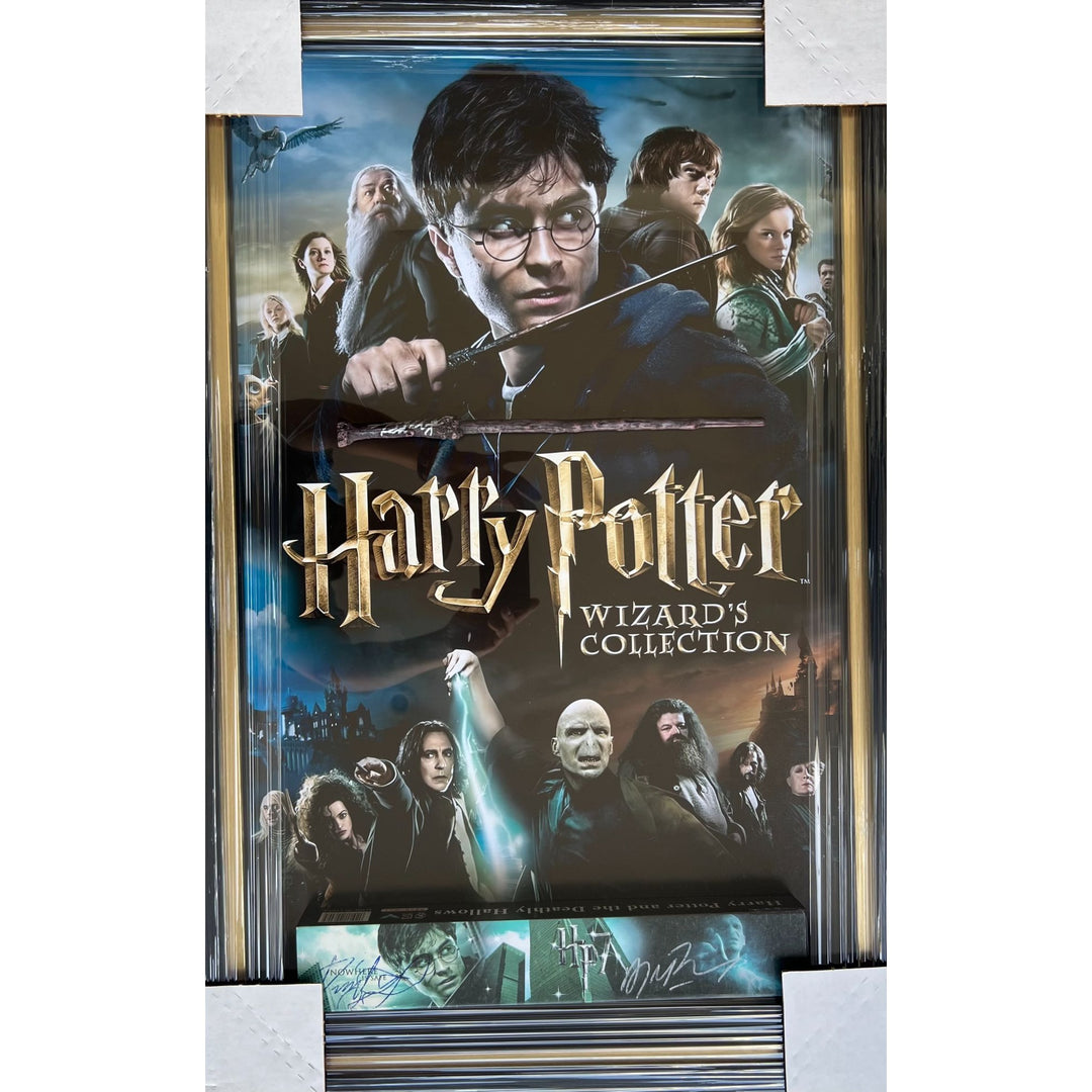 Harry Potter Daniel Radcliffe 9actual wood wand) and "Lord Voldemort", Tom Marvolo Riddle 'Dark Lord" Ralph Fiennes signed with proof