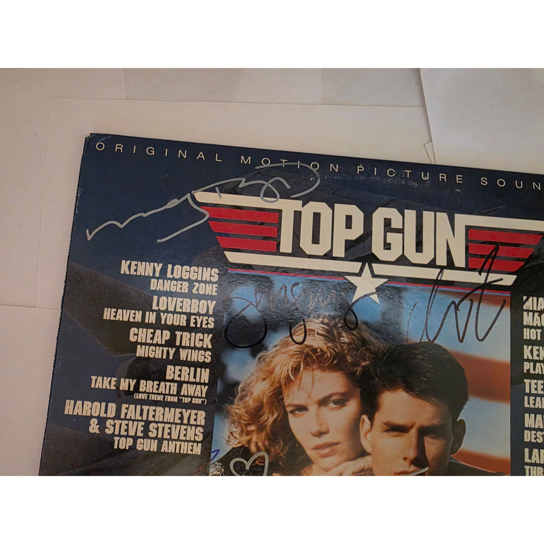 Top Gun Tom Cruise, Kelly McGillis, Val Kilmer, Kenny Loggins, Terri Nunn signed soundtrack LP signed with proof.