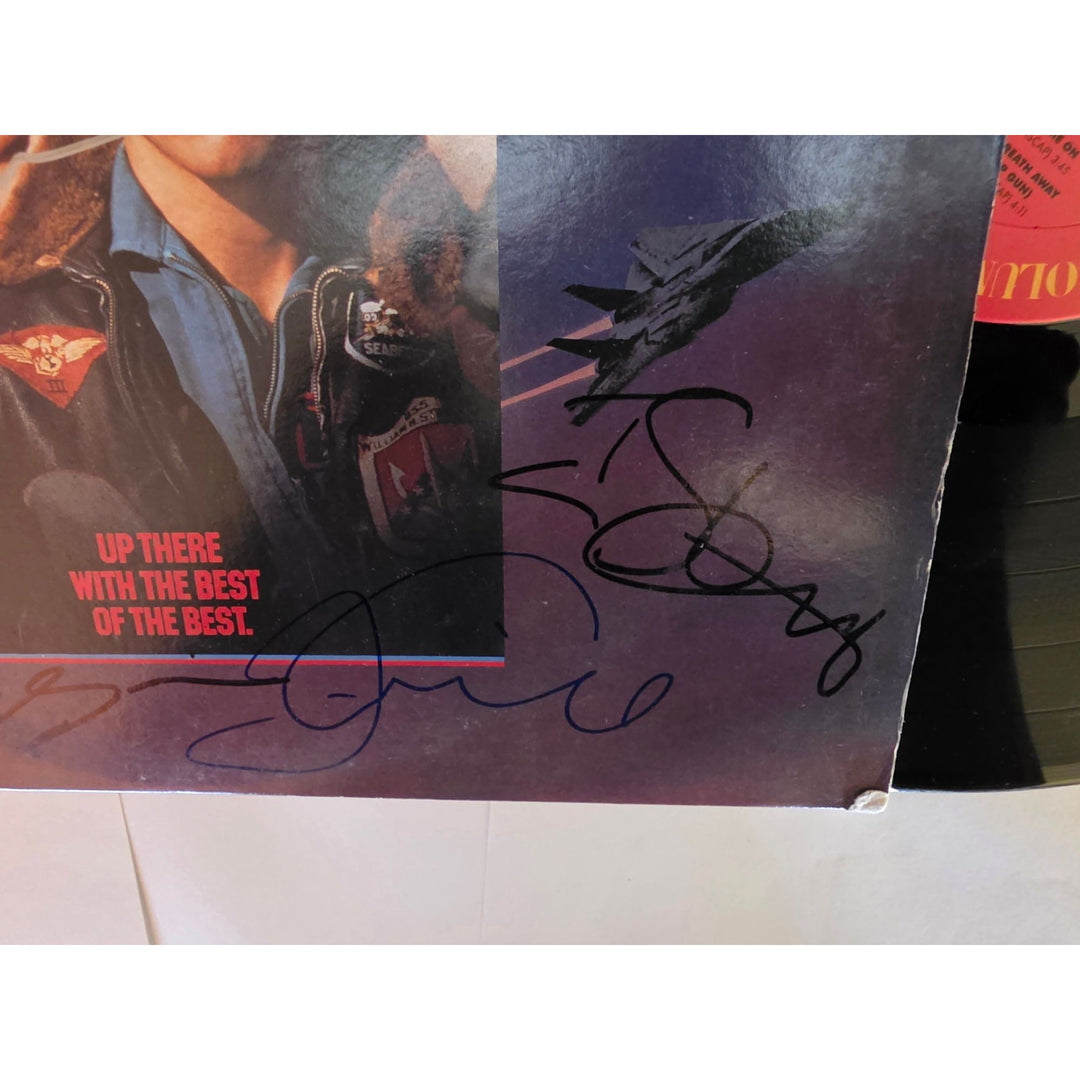 Top Gun Tom Cruise, Kelly McGillis, Val Kilmer, Kenny Loggins, Terri Nunn signed soundtrack LP signed with proof.