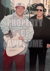 George Thorogood and The Destroyers Stratocaster electric guitar signed with proof