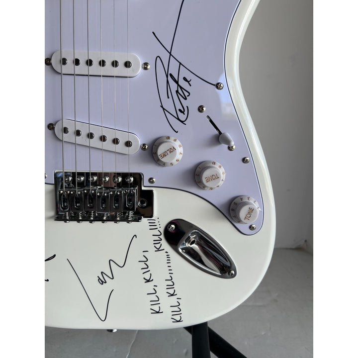 Metallica James Hetfield Lars Ulrich Kirk Hammett Stratocaster electric guitar signed with proof