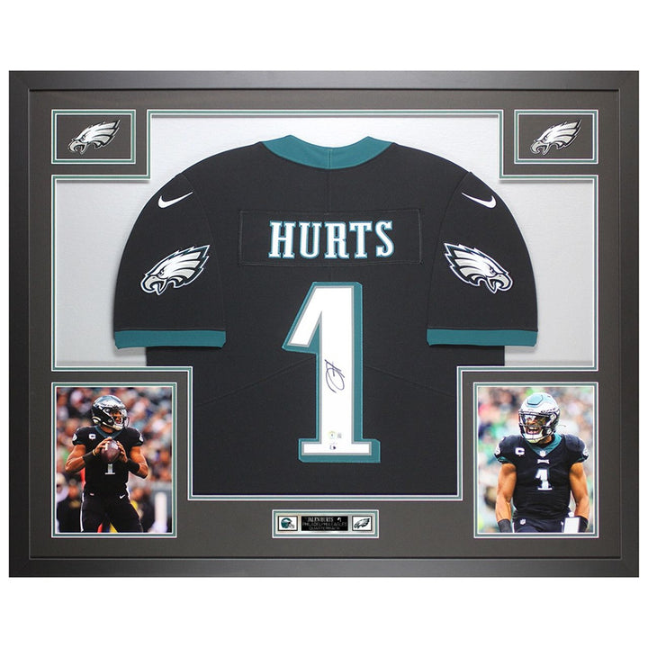 Jalen Hurts Philadelphia Eagles jersey game model size xl signed with proof.