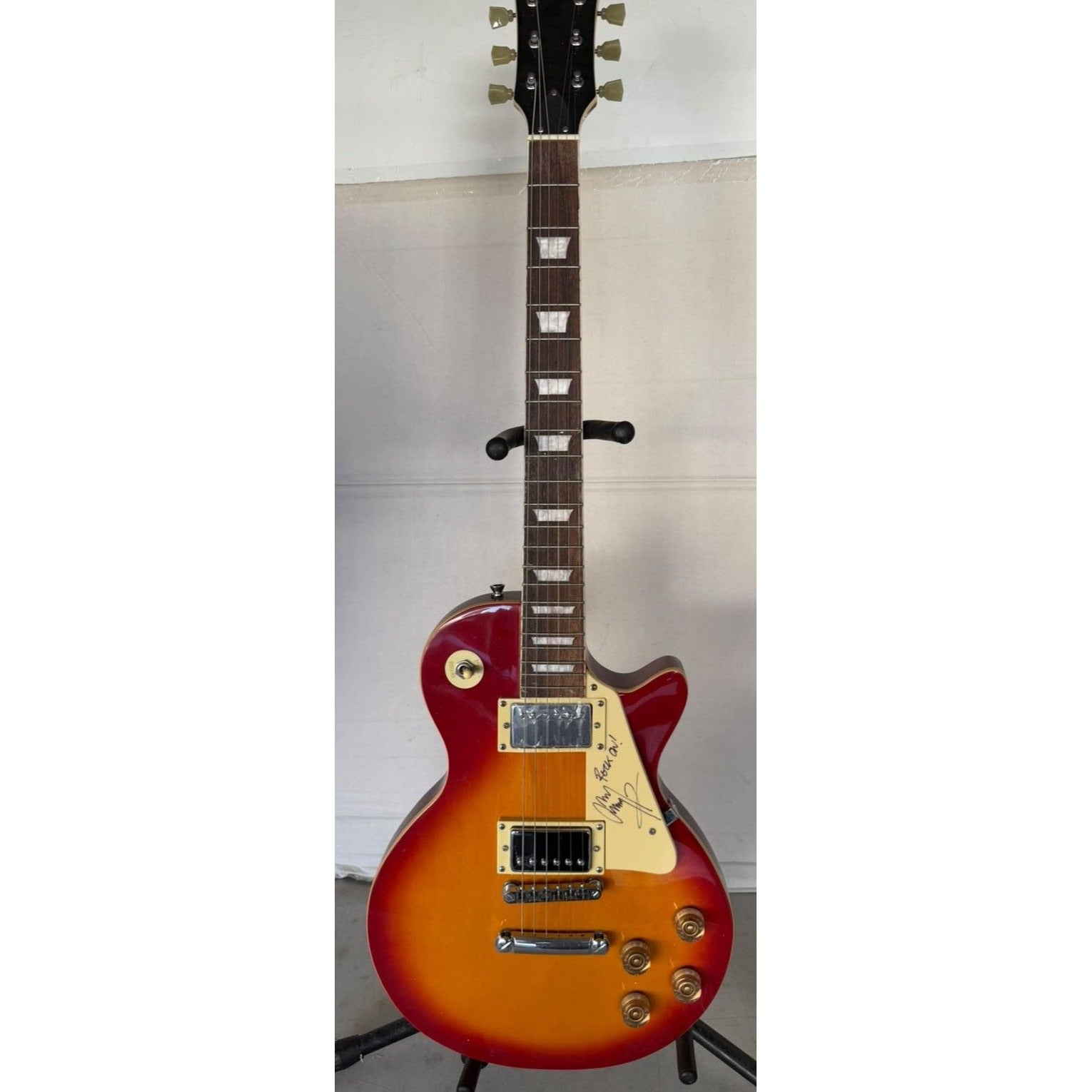 Jimmy Page of Led Zeppelin, Les Paul, vintage, electric guitar