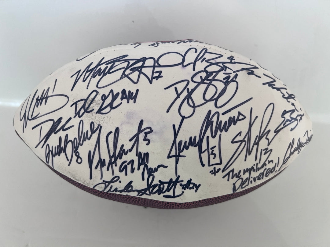 Georgia Bulldogs Matthew Stafford, Terrell Davis, Stetson Bennett 30 legendary Georgia football player signed football with proof