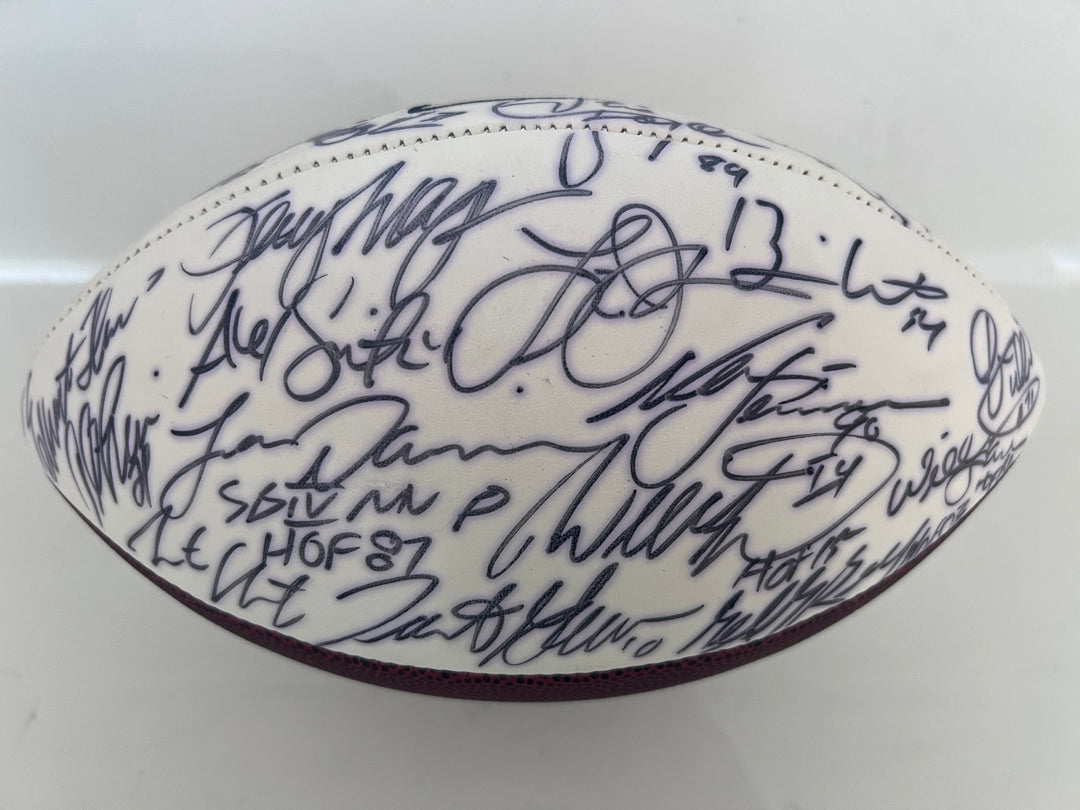 Kansas City Chiefs Legends 30 signers Len Dawson, Joe Montana, Willie Lane, Neil Smith, Thomas Everett, Larry Johnson Tony Gonzalez