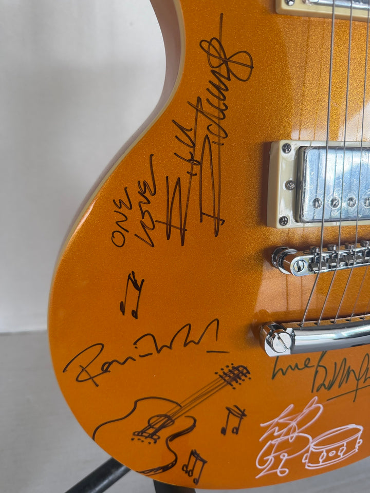 Rolling Stones Mick Jagger Ronnie Woods Charlie Watts Keith Richards Gold Les Paul  Electric full size quitar signed whit proff