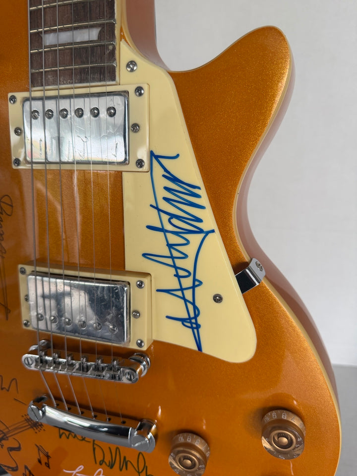 Rolling Stones Mick Jagger Ronnie Woods Charlie Watts Keith Richards Gold Les Paul  Electric full size quitar signed whit proff