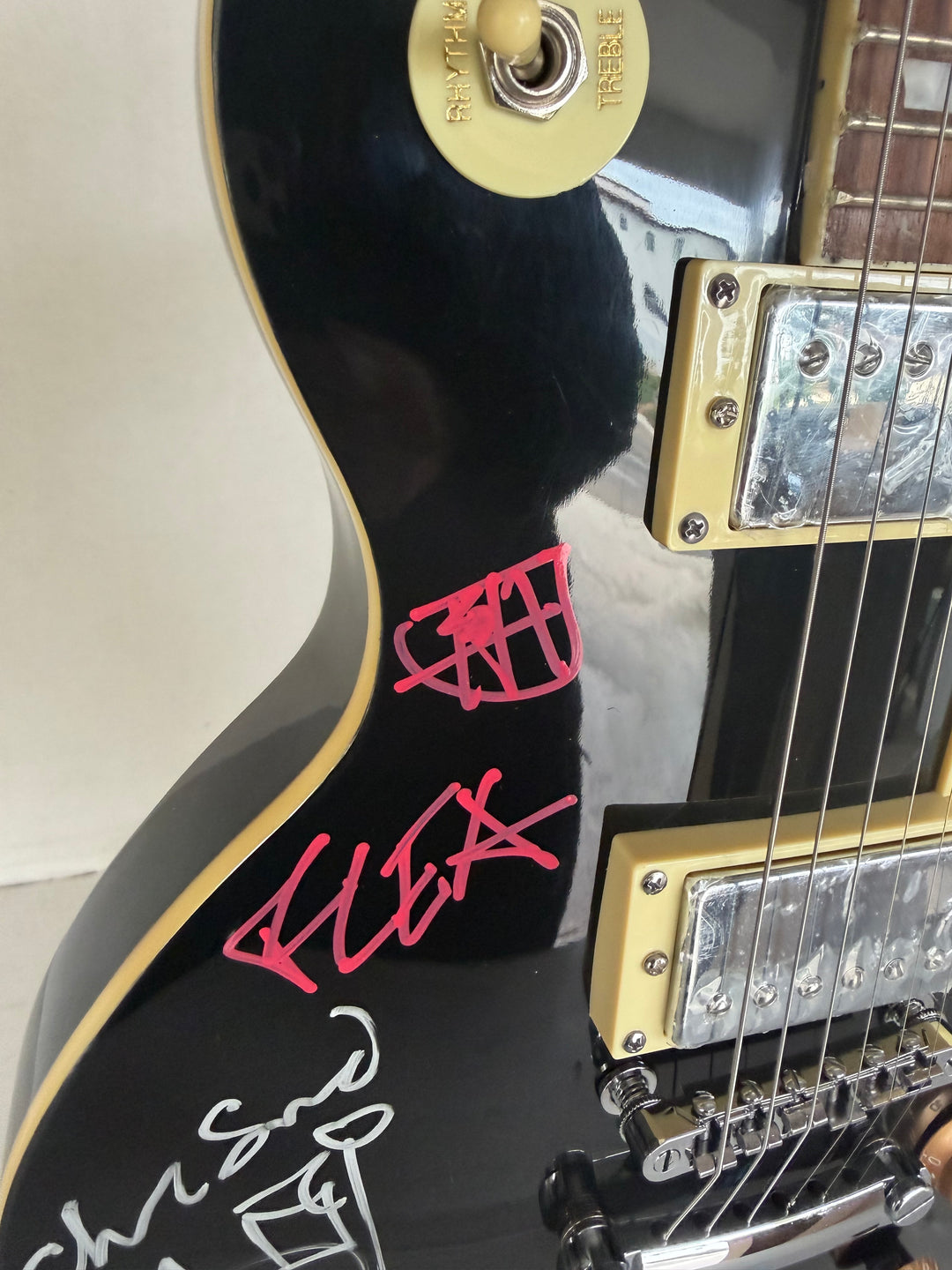 "RHCP" vintage les paul electric guitar Anthony Kiedis, "flea", John Frusciante, Chad Smith with sketch, Dave Navarro,  signed with proof