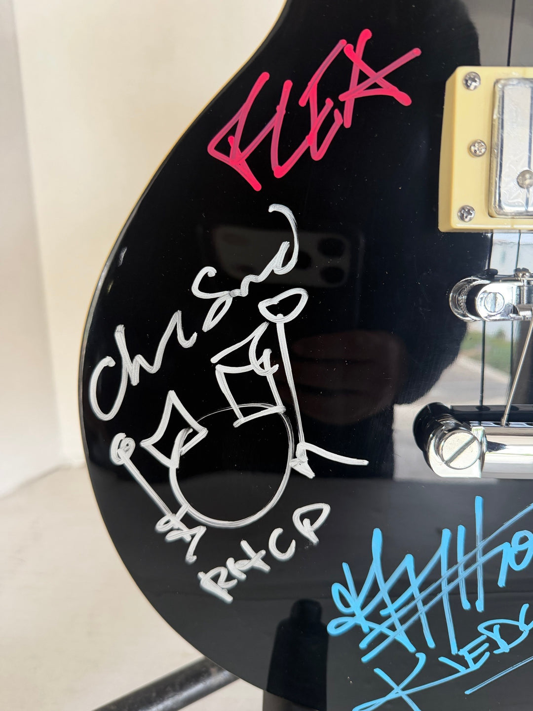 "RHCP" vintage les paul electric guitar Anthony Kiedis, "flea", John Frusciante, Chad Smith with sketch, Dave Navarro,  signed with proof