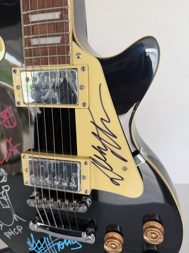 "RHCP" vintage les paul electric guitar Anthony Kiedis, "flea", John Frusciante, Chad Smith with sketch, Dave Navarro,  signed with proof