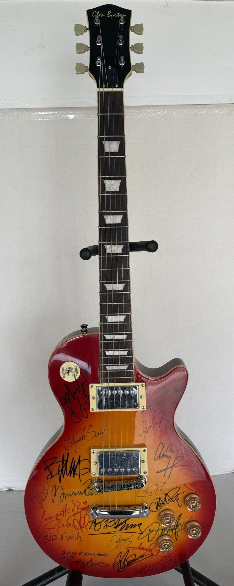 Blues legends (22 ) Stevie Ray Vaughan, John Mayer, Keith Richards, Eric Clapton, BB King vintage les paul full size electric guitar signed