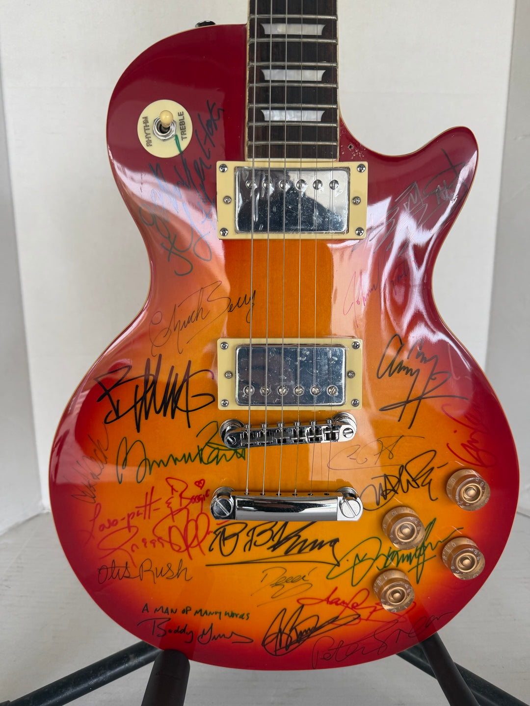 Blues legends (22 ) Stevie Ray Vaughan, John Mayer, Keith Richards, Eric Clapton, BB King vintage les paul full size electric guitar signed
