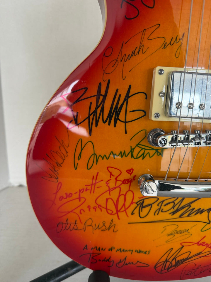 Blues legends (22 ) Stevie Ray Vaughan, John Mayer, Keith Richards, Eric Clapton, BB King vintage les paul full size electric guitar signed