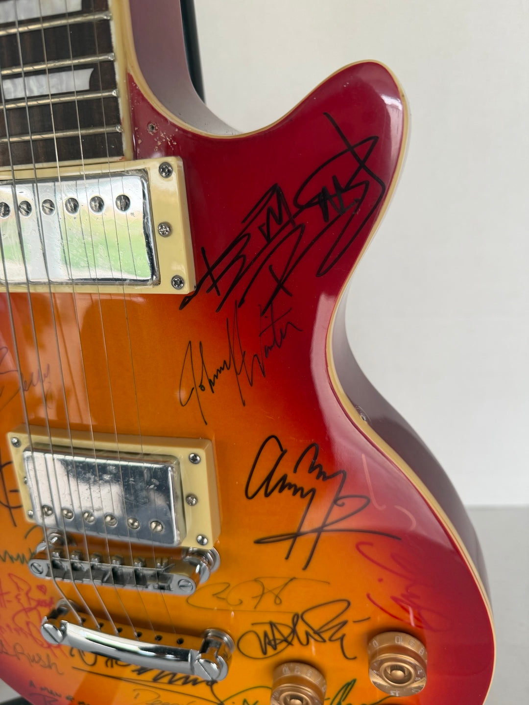 Blues legends (22 ) Stevie Ray Vaughan, John Mayer, Keith Richards, Eric Clapton, BB King vintage les paul full size electric guitar signed