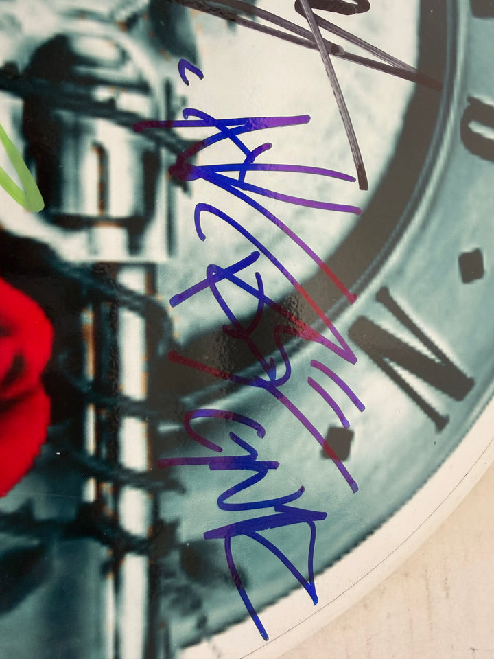 Guns n' Roses Slash, Axl Rose, Duff, Steven Adler, Izzy Stradlin one-of-a-kind drumhead signed with proof
