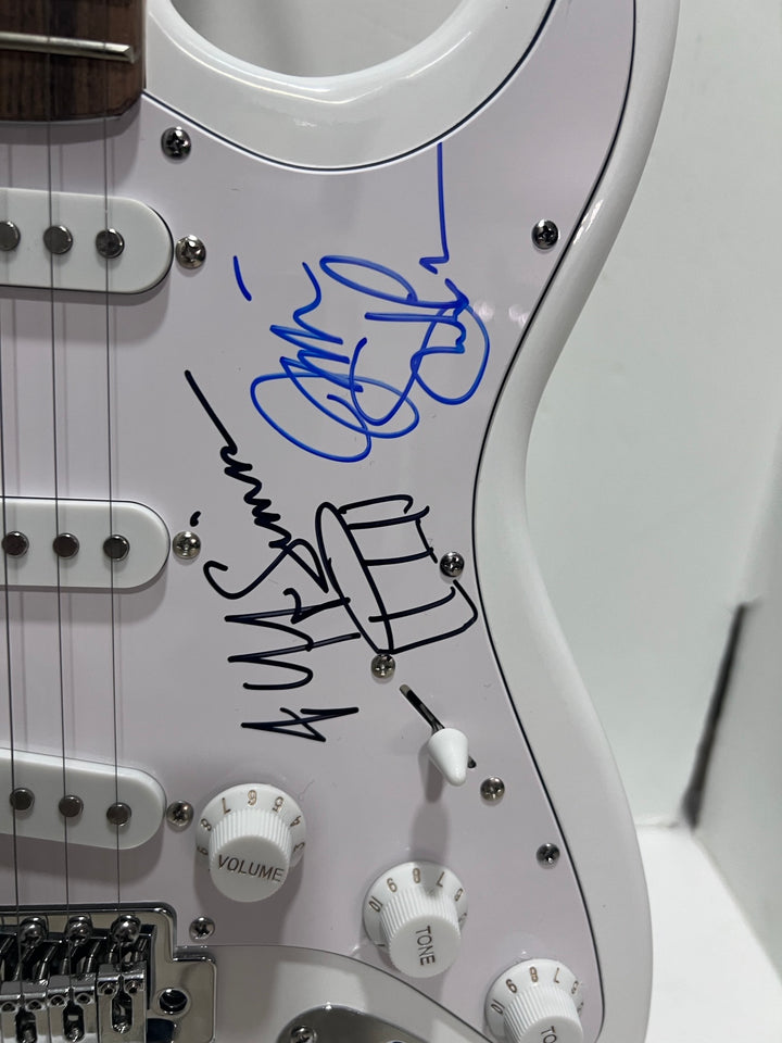 George Thorogood and The Destroyers Stratocaster electric guitar signed with proof