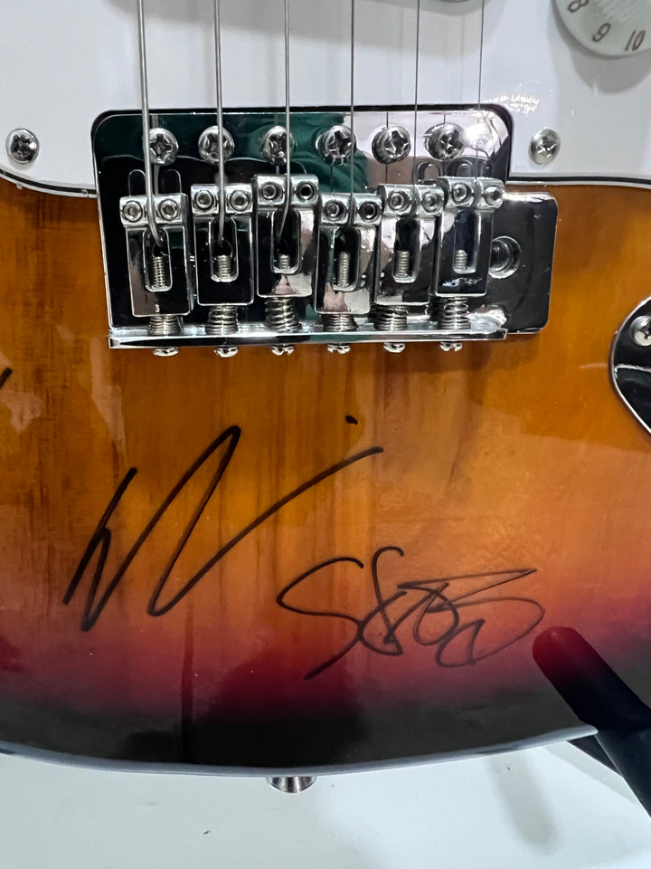 Deftones Chi Cheng, Chino Moreno, Stephen Carpenter, Frank Delgado Stratocaster electric guitar signed with proof