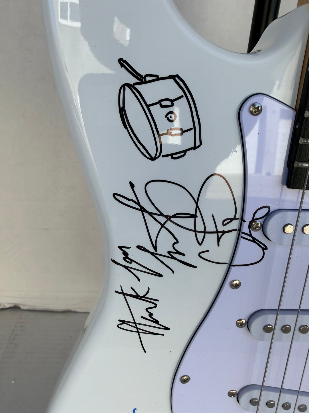 Bill Wyman Keith Richards Charlie Watts Ronnie Wood Mick Jagger full-size stratocaster electric guitar sign with proof