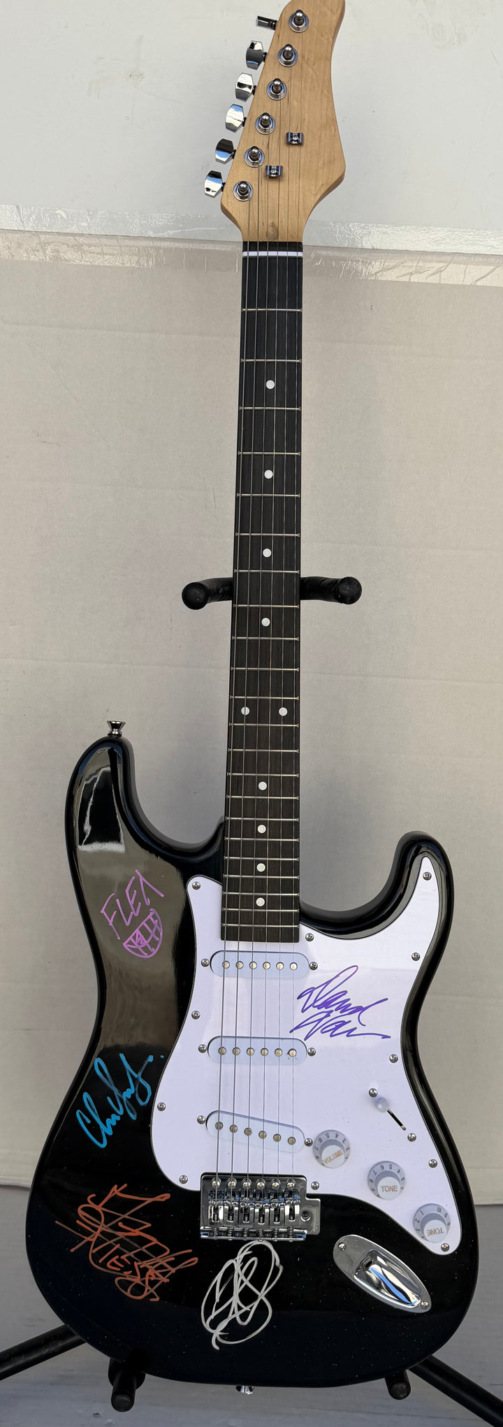 Red Hot Chili Peppers Anthony Kiedis Flea Chad Smith full size electric guitar signed with proof