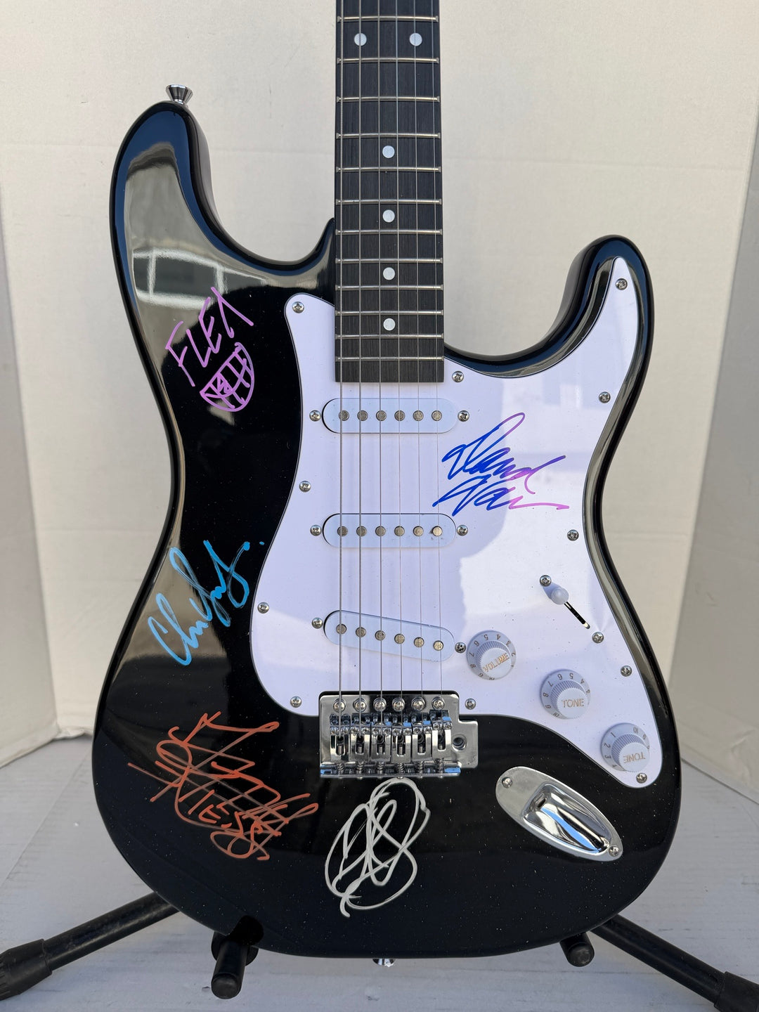 Red Hot Chili Peppers Anthony Kiedis Flea Chad Smith full size electric guitar signed with proof
