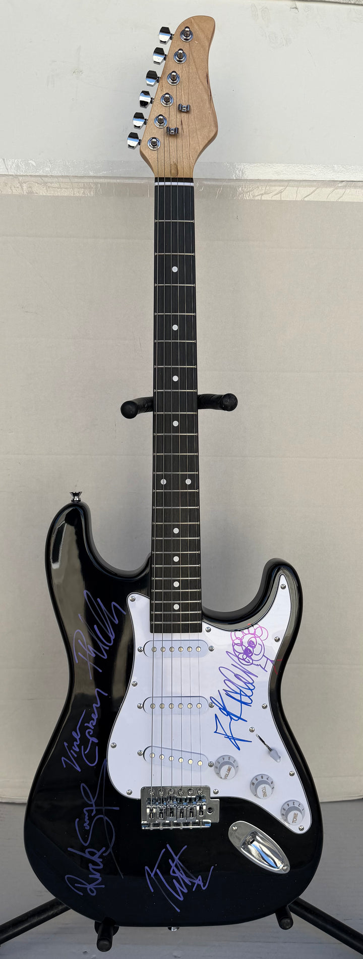 Phil Collen, Vivian Campbell, Joe Elliott, Rick Savage, Rick Allen, Def Leppard Fender Stratocaster electric guitar signed with proof