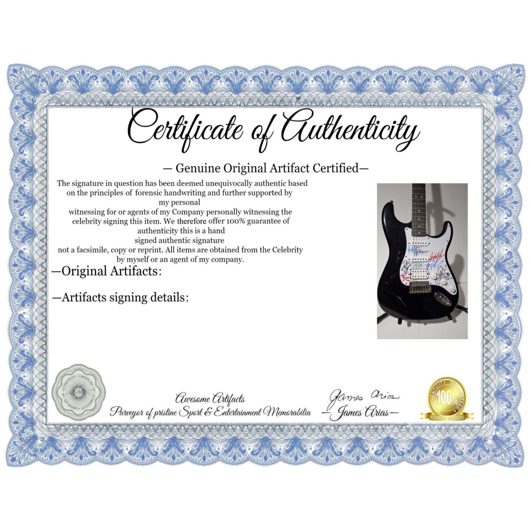 Peter Cetara, Robert Lamm, Lee Loughnane, Danny Seraphine, Terry Kath, Walt Parazaider & Jimmy Pankow, Chicago Fender electric guitar signed