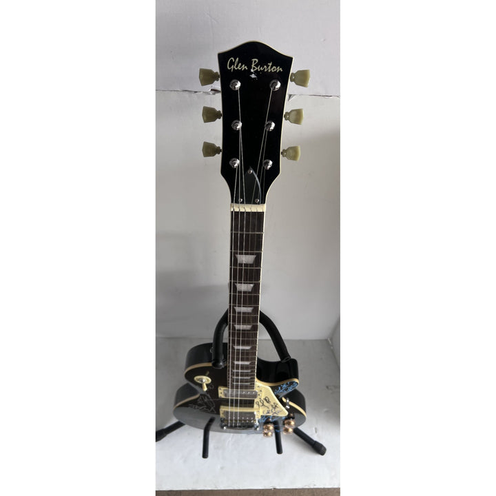 Duran Duran, The Police, Spandau Ballet Tears for Fears Les Paul electric guitar signed with proof