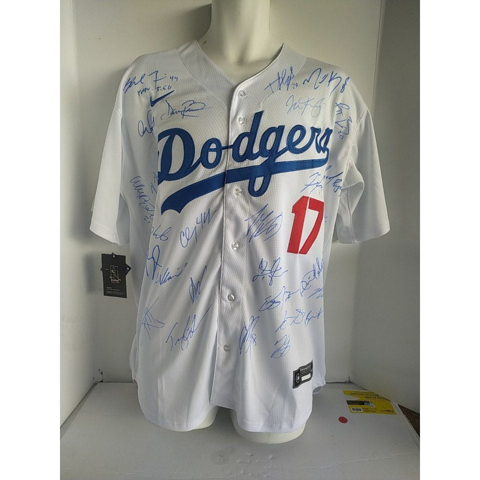 Shohei Ohtani Los Angeles Dodgers 2024 team signed jersey with proof