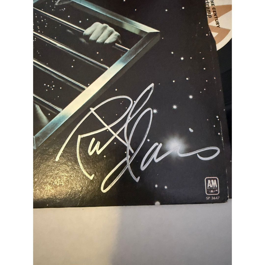 Super Tramp "Crime of the Century" original LP Roger Hodgson, Rick Davies, Bob Siebenberg, John Helliwell and Dougie Thomson signed.