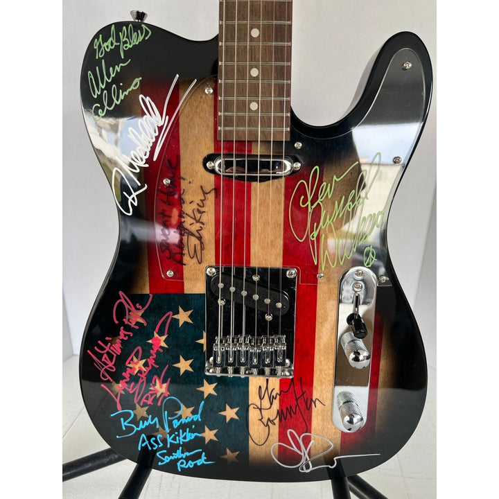 Lynyrd Skynyrd  Jonnie Van Zant, Gary Rossington,  Bob Burns  Leon Wilkeson, Billy Powell, Ed King American Flag electric guitar signed