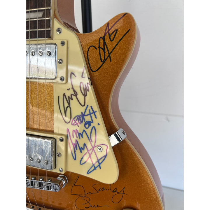 Jimmy Page, Eric Clapton, Jeff Beck Keith RIichard 23 greatest guitarists vintage full size les paul electric guitar signed with proof.