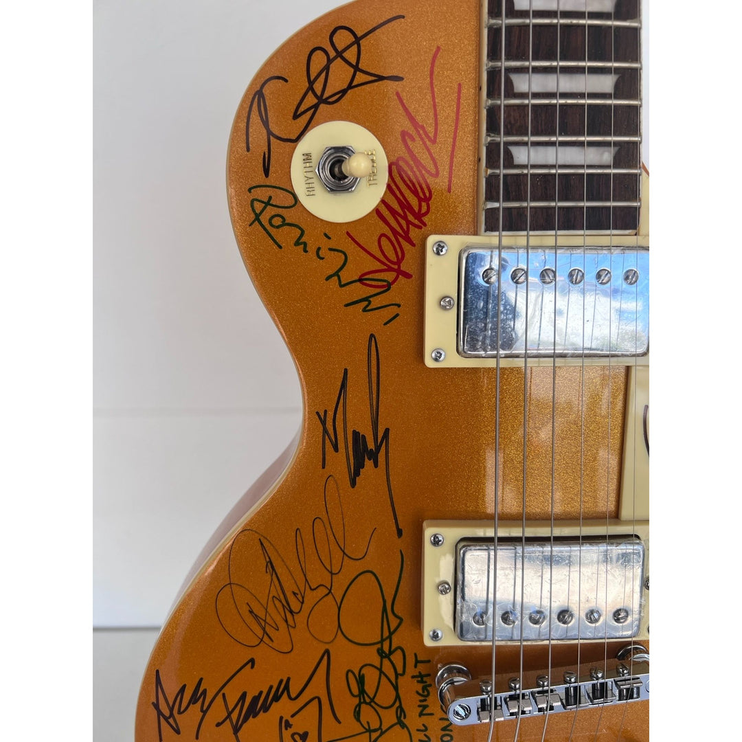 Jimmy Page, Eric Clapton, Jeff Beck Keith RIichard 23 greatest guitarists vintage full size les paul electric guitar signed with proof.