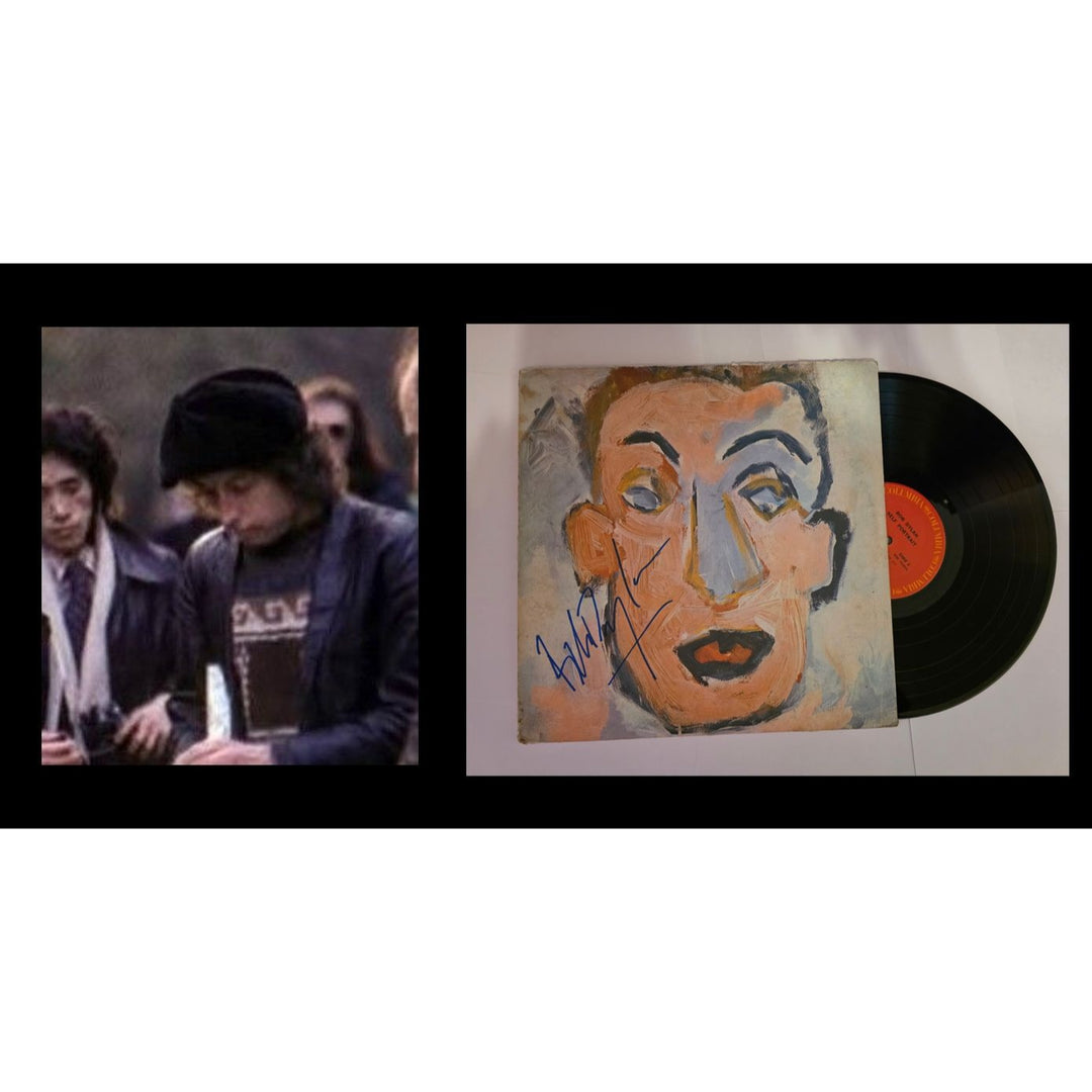 Bob Dylan "Self Portrait" LP signed with proof.