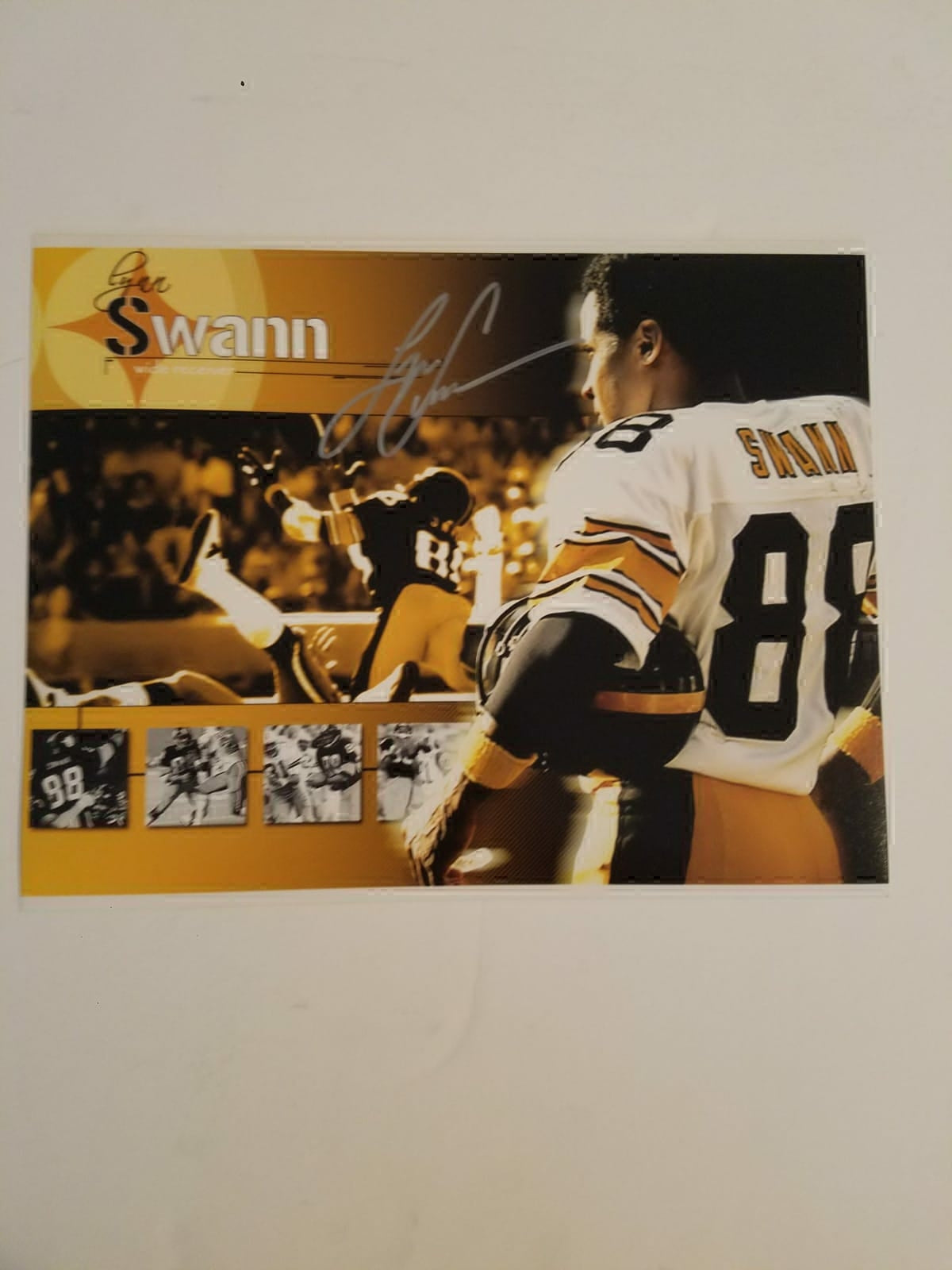 Lynn Swann Pittsburgh Steelers 8 by 10 photo signed with proof