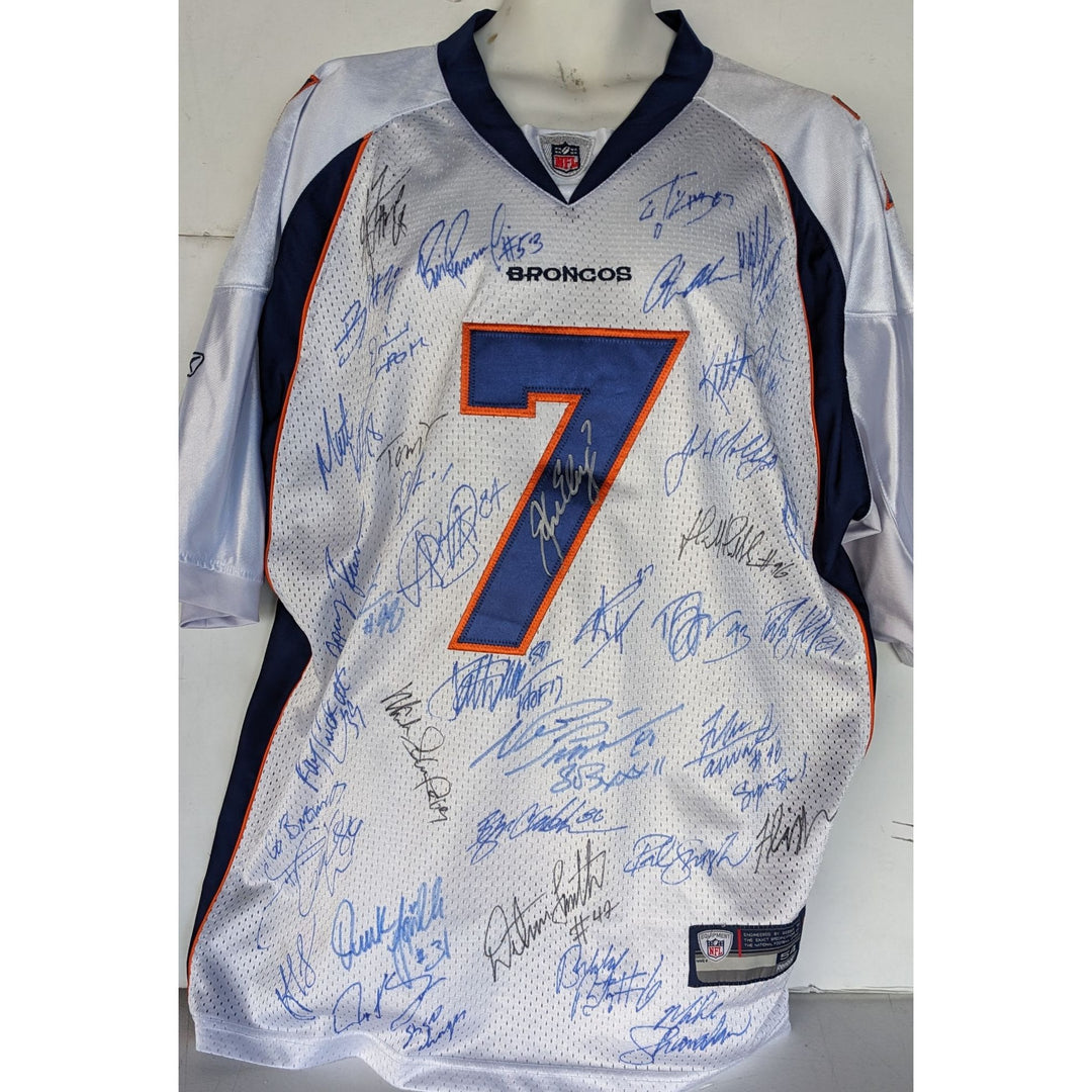 John Elway, Terrell Davis, Shannon Sharpe 1997-1998 Denver Broncos Super Bowl champions team signed jersey with proof
