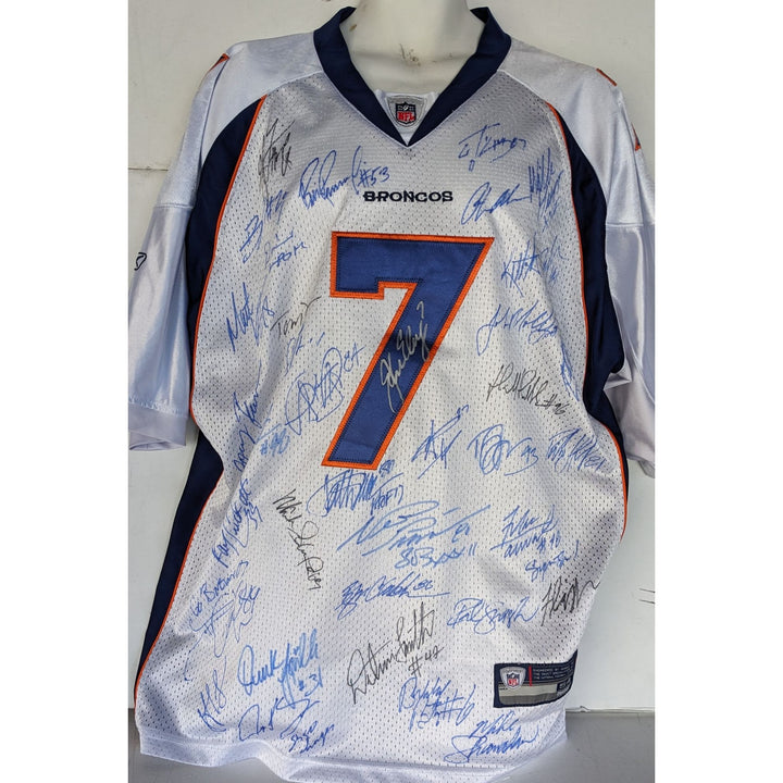 John Elway, Terrell Davis, Shannon Sharpe 1997-1998 Denver Broncos Super Bowl champions team signed jersey with proof