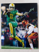 Load image into Gallery viewer, Marcus Mariota University of Oregon 8x10 photo signed
