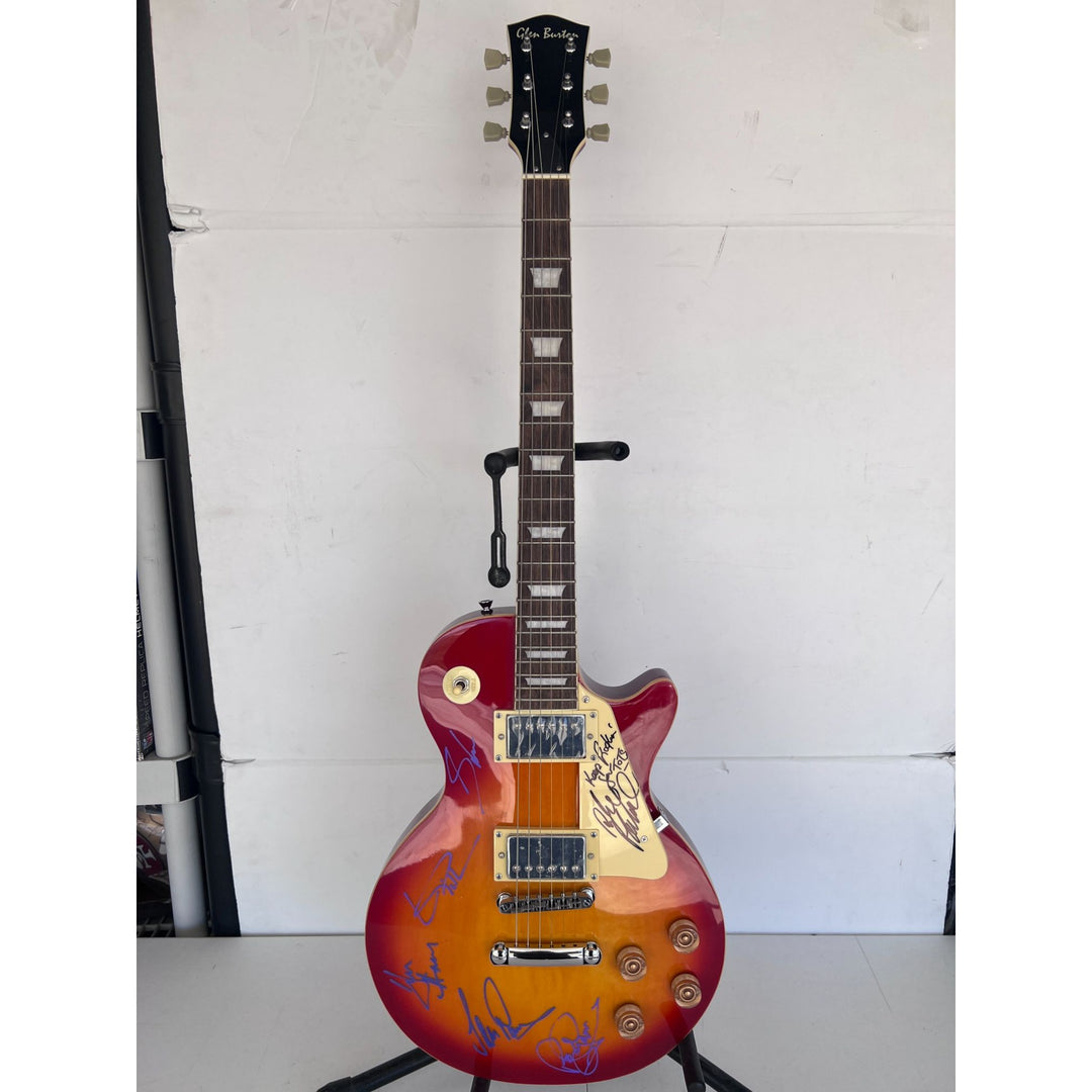 Deep Purple Ian Gillen, Richie Blackmore, Jon Lord, Ian Paice and Roger Glover vintage les paul signed with proof.