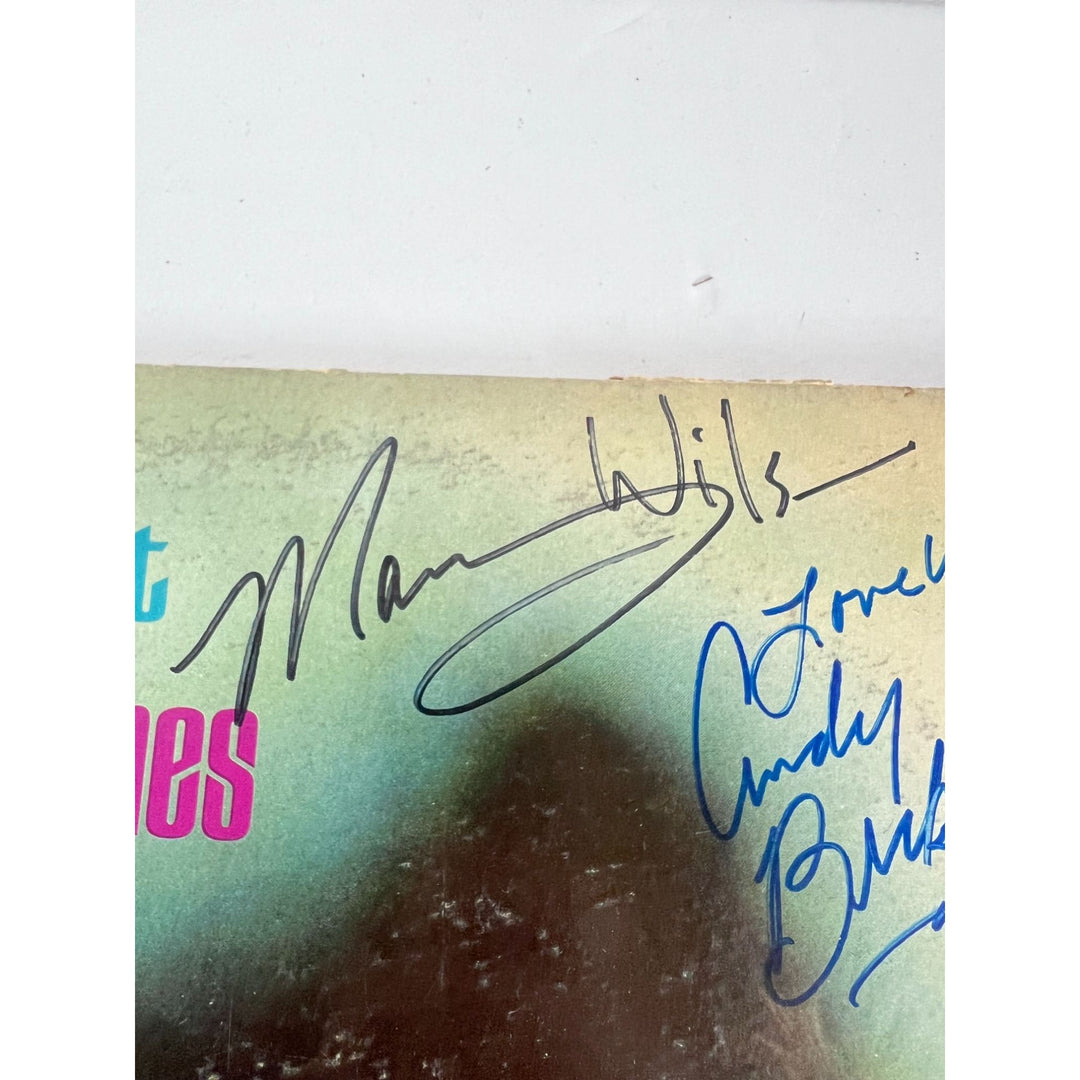Diana Ross Mary Wilson Cindy Birdsong  Meet The Supremes original Motown LP signed with proof..