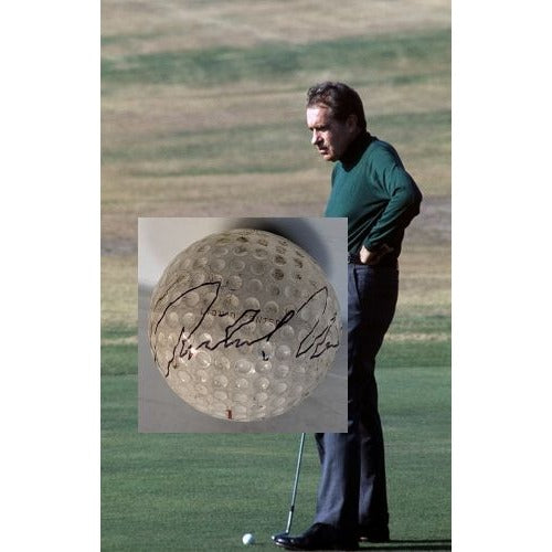 Richard Milhous Nixon (38) vintage golf ball signed with proof and free display case