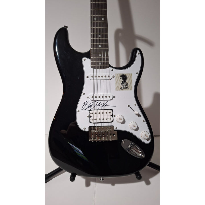 Bob Dylan Fender Stratocaster electric guitar signed with proof