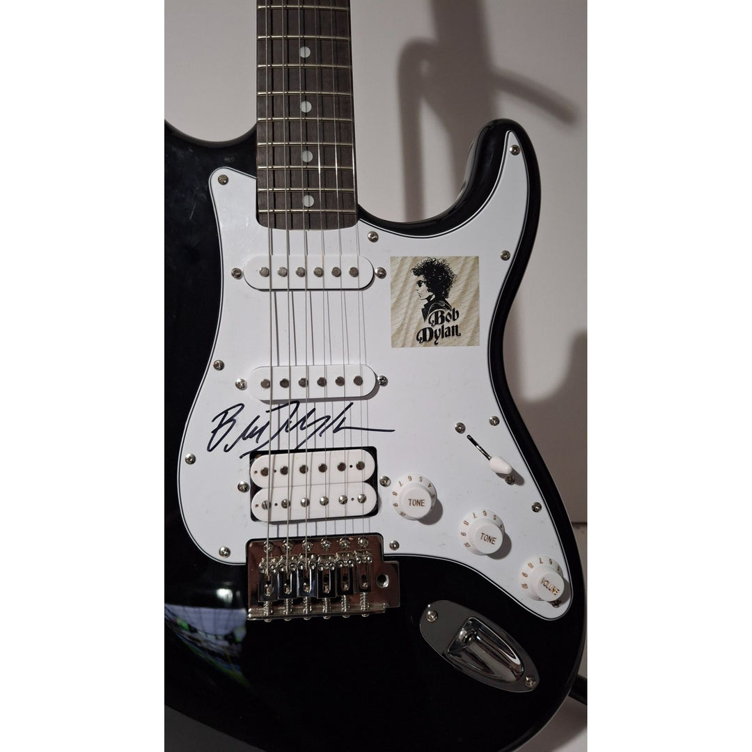 Bob Dylan Fender Stratocaster electric guitar signed with proof