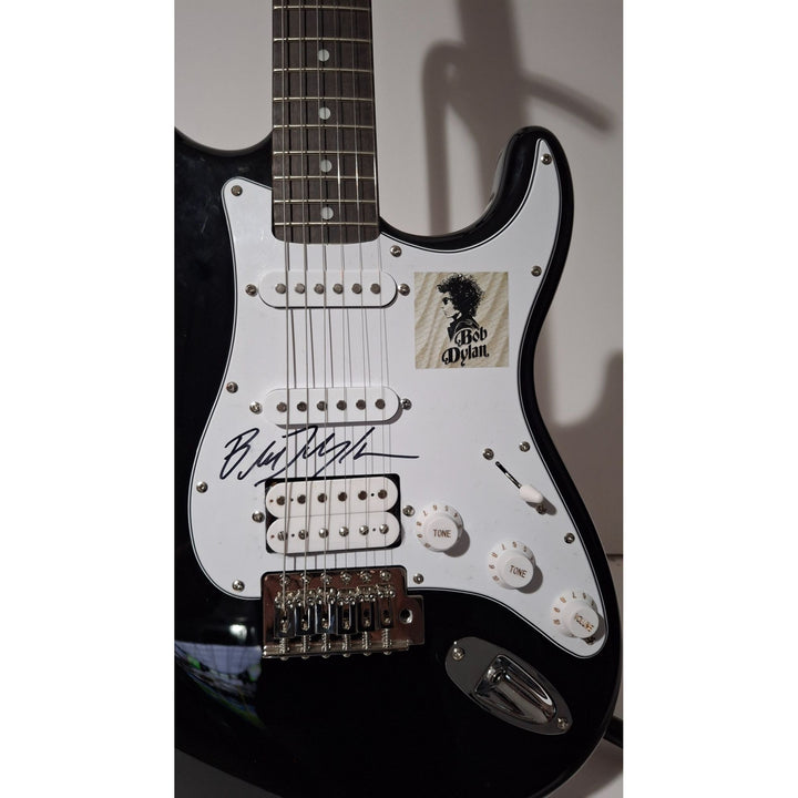 Bob Dylan Fender Stratocaster electric guitar signed with proof